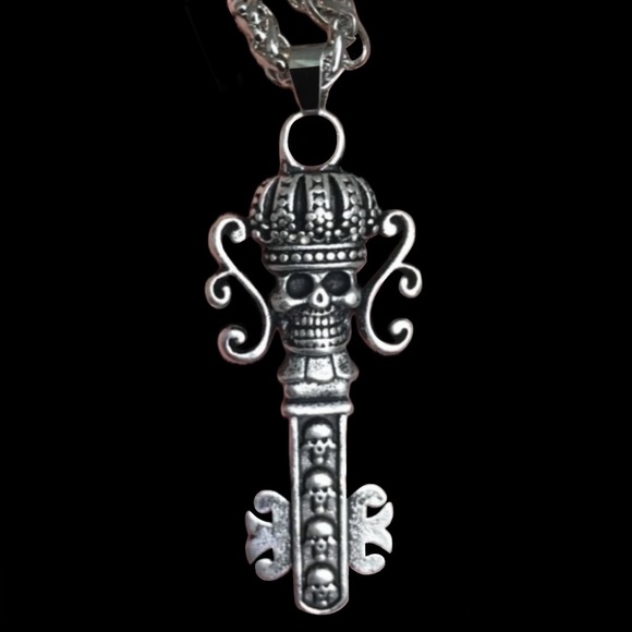 Other - “Skeleton Key” Fancy Embellished Goth Regal Antique Silver Ornate Edgy Necklace